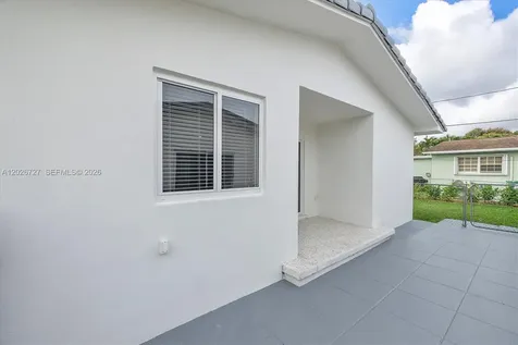 3820 SW 92nd Avenue Miami FL 33165