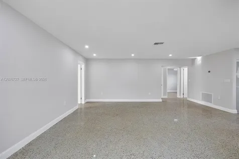 3820 SW 92nd Avenue Miami FL 33165