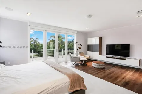 7441 NW 102nd Court Doral FL 33178