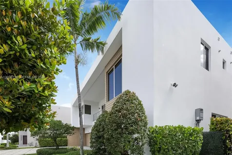 7441 NW 102nd Court Doral FL 33178