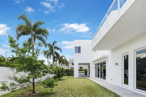 7441 NW 102nd Court Doral FL 33178