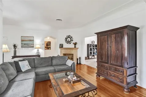 286 NE 107th Street Miami Shores FL 33161