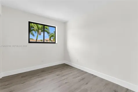 11373 SW 227th Terrace Miami FL 33170