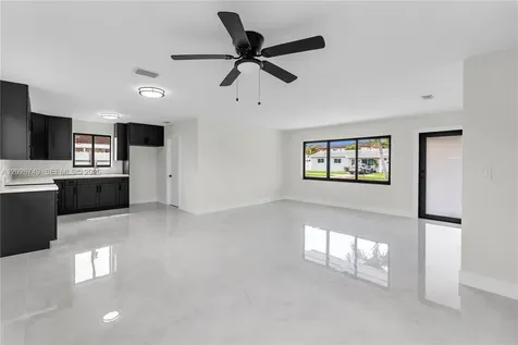 11373 SW 227th Terrace Miami FL 33170