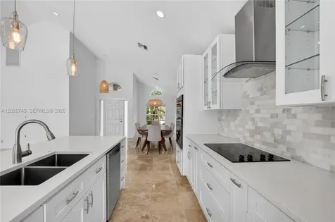 9646 Via Emilie Boca Raton FL 33428