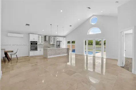 9646 Via Emilie Boca Raton FL 33428
