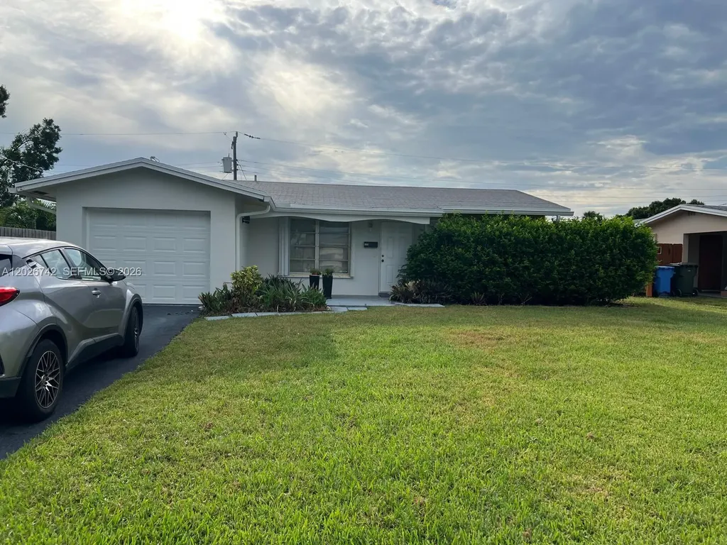 4460 NW 18th Avenue Oakland Park FL 33309