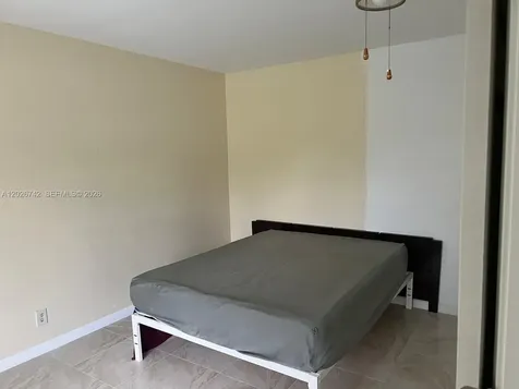 4460 NW 18th Avenue Oakland Park FL 33309