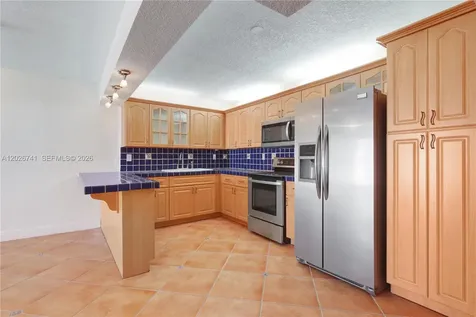 6801 Indian Creek Drive Miami Beach FL 33141