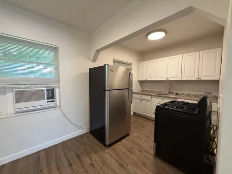 535 SW 7th Street Miami FL 33130