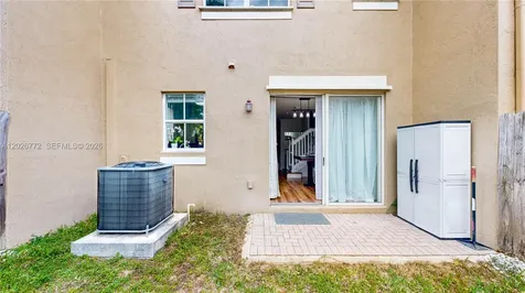 11866 SW 152nd Place Miami FL 33196