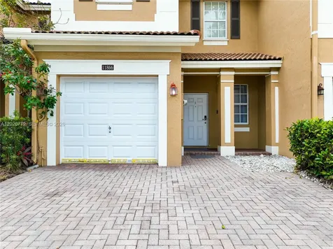 11866 SW 152nd Place Miami FL 33196