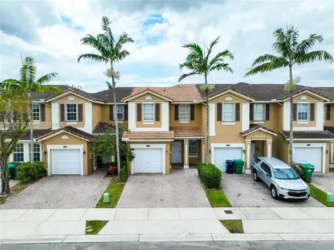 11866 SW 152nd Place Miami FL 33196