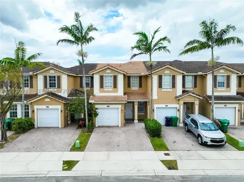 11866 SW 152nd Place Miami FL 33196