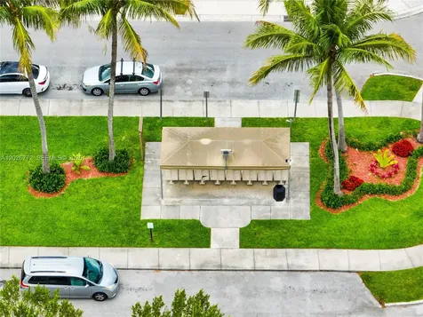 11866 SW 152nd Place Miami FL 33196