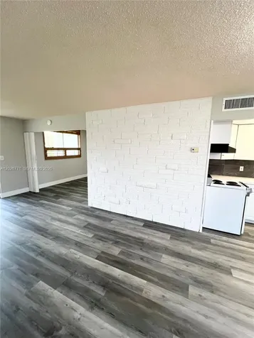 777 SE 2nd Avenue Deerfield Beach FL 33441