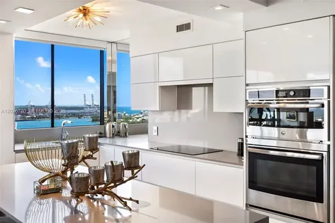 1330 West Avenue Miami Beach FL 33139