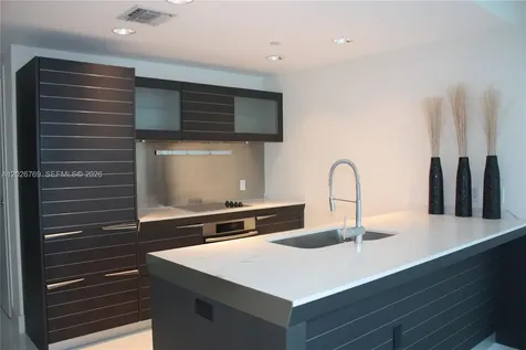 200 Biscayne Boulevard Way Miami FL 33131