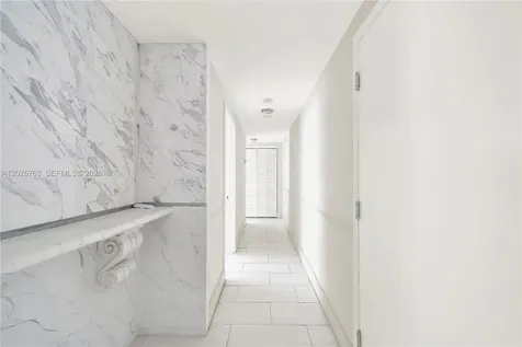 610 8th Street Miami Beach FL 33139