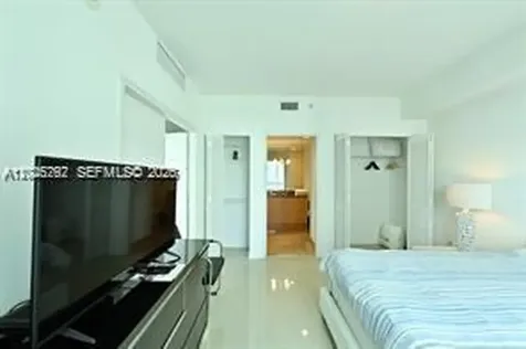 300 S Biscayne Boulevard Miami FL 33131