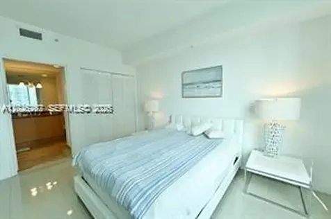 300 S Biscayne Boulevard Miami FL 33131