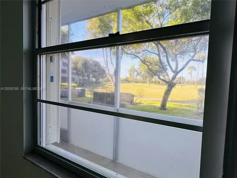 850 SW 133rd Terrace Pembroke Pines FL 33027