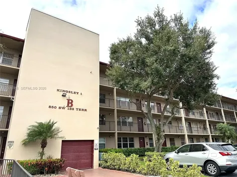 850 SW 133rd Terrace Pembroke Pines FL 33027