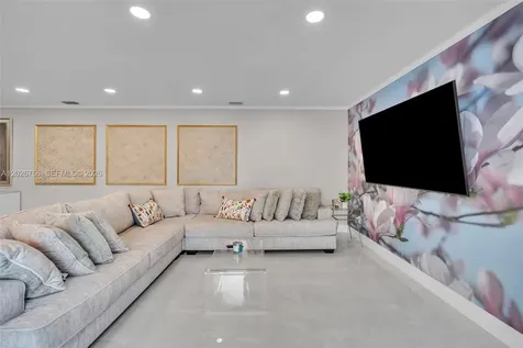 3571 Magellan Circle Aventura FL 33180