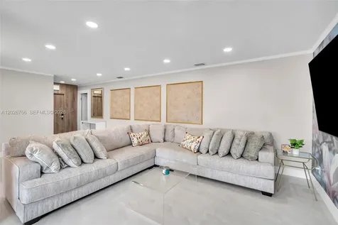 3571 Magellan Circle Aventura FL 33180