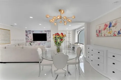 3571 Magellan Circle Aventura FL 33180