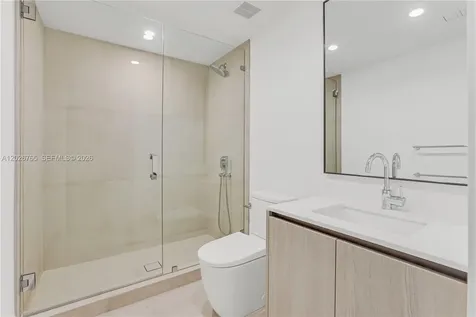 9221 E Bay Harbor Drive Bay Harbor Islands FL 33154