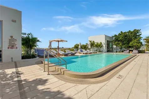 9221 E Bay Harbor Drive Bay Harbor Islands FL 33154
