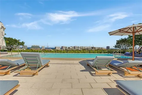 9221 E Bay Harbor Drive Bay Harbor Islands FL 33154