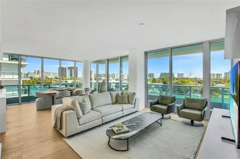 9221 E Bay Harbor Drive Bay Harbor Islands FL 33154