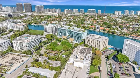 9221 E Bay Harbor Drive Bay Harbor Islands FL 33154