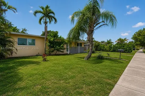 1060 NW 44 Oakland Park FL 33309