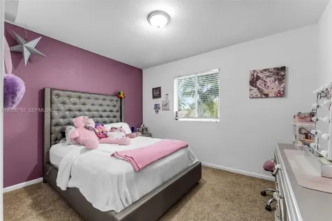 11865 SW 252nd Terrace Homestead FL 33032