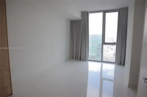 300 Biscayne Blvd Way Miami FL 33131