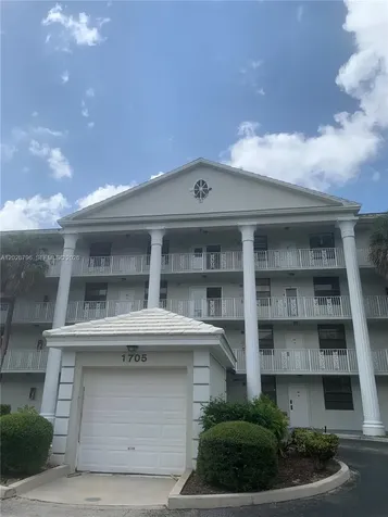 1705 Whitehall Drive Davie FL 33324