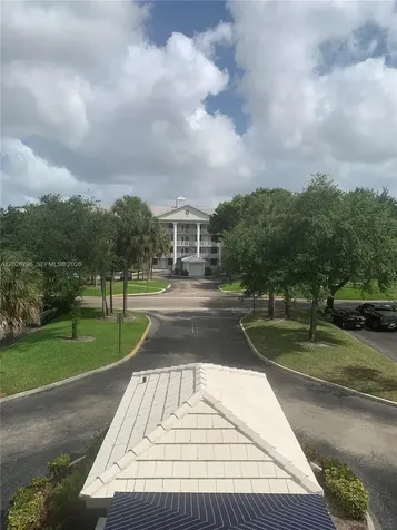 1705 Whitehall Drive Davie FL 33324