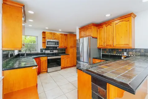 305 S Ketch Drive Sunrise FL 33326