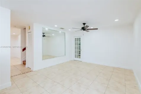 305 S Ketch Drive Sunrise FL 33326