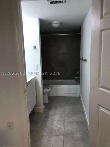 462 NE 210th Cir Terrace Miami FL 33179