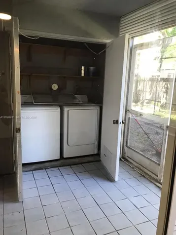 462 NE 210th Cir Terrace Miami FL 33179