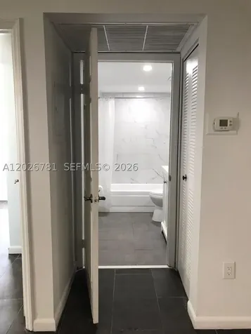 462 NE 210th Cir Terrace Miami FL 33179