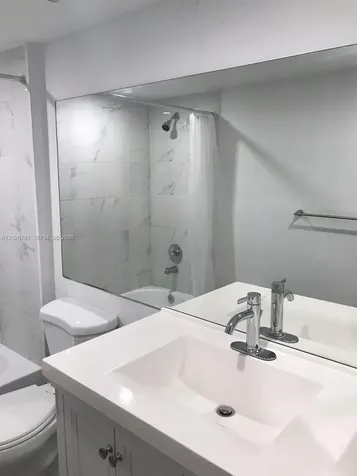 462 NE 210th Cir Terrace Miami FL 33179