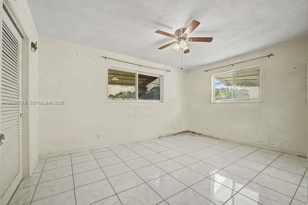2000 N 58th Avenue Hollywood FL 33021