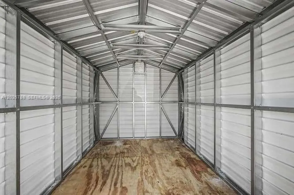 2000 N 58th Avenue Hollywood FL 33021