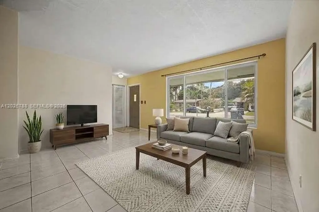 2000 N 58th Avenue Hollywood FL 33021