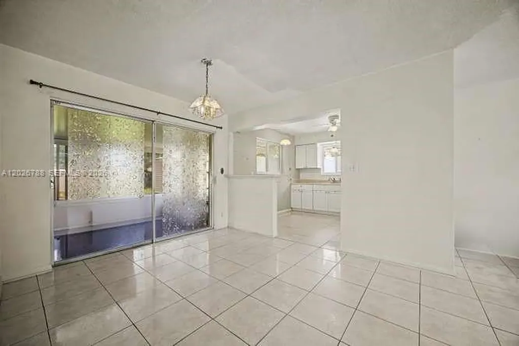 2000 N 58th Avenue Hollywood FL 33021